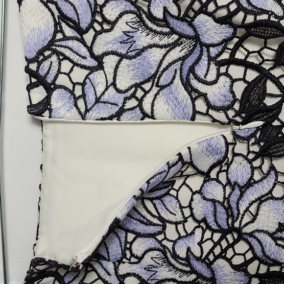 ANTONIO MELANI Floral Cut Out Lace Lined Skirt Size 2 - Picture 11 of 13